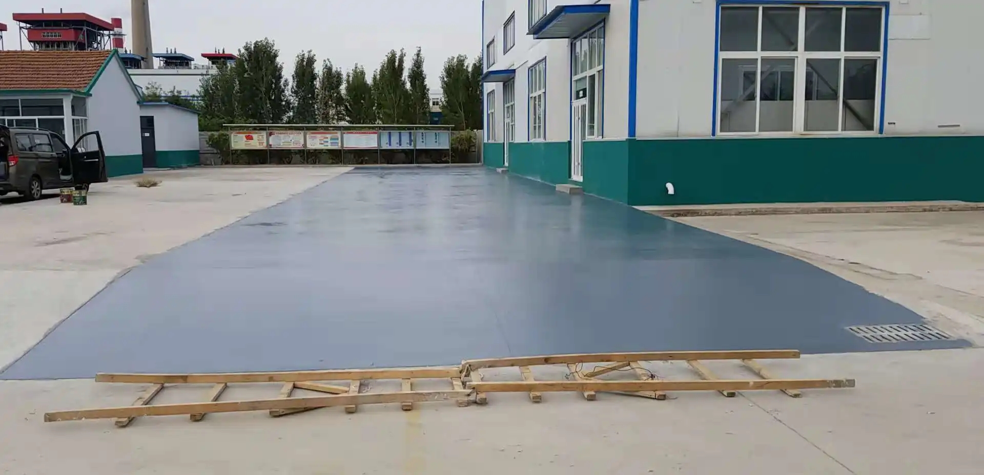 南充车间厂房地坪漆修补翻新